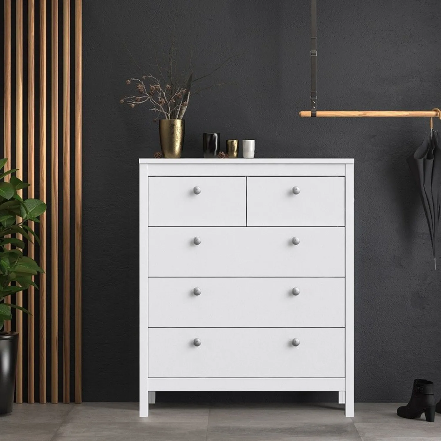 White 5 Drawer Chest With Round Metal Knobs